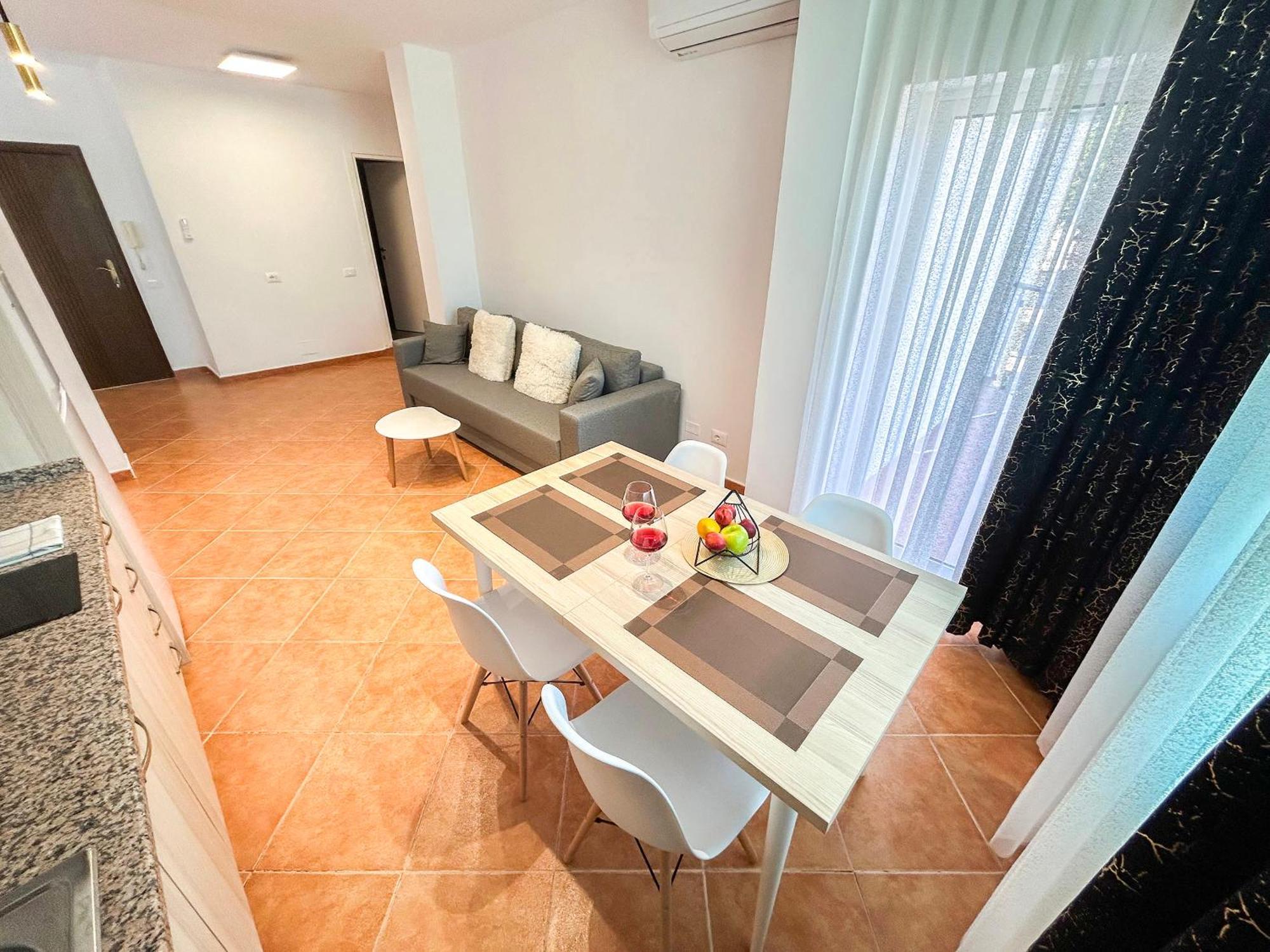 2 Bedroom 1015