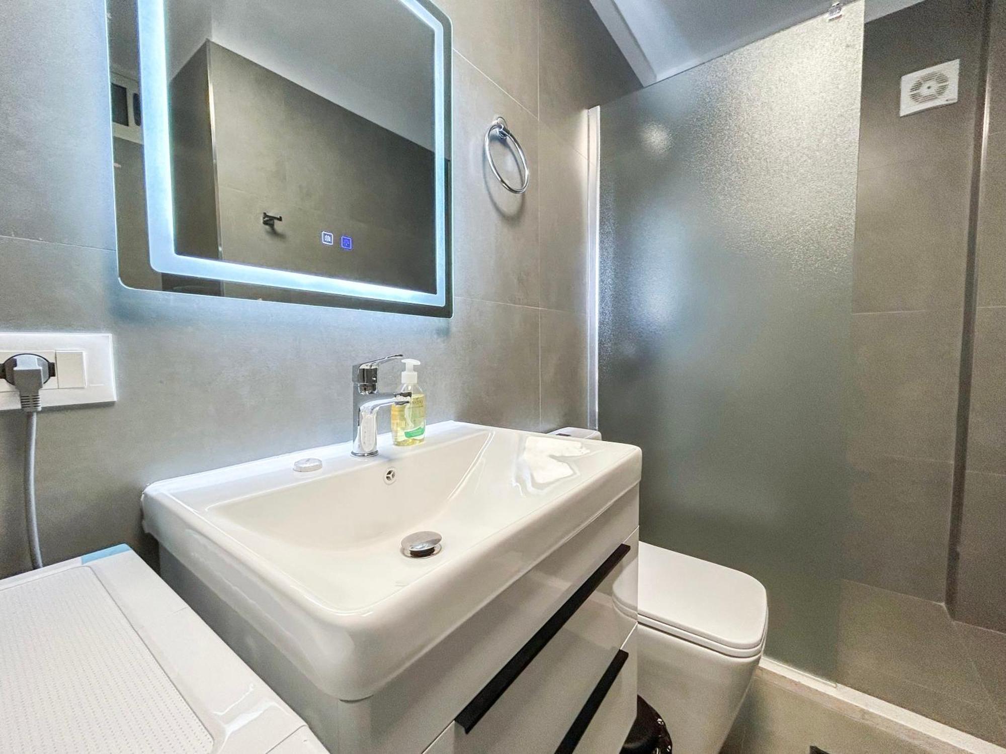Appartamento 2 Bedroom 1015 *